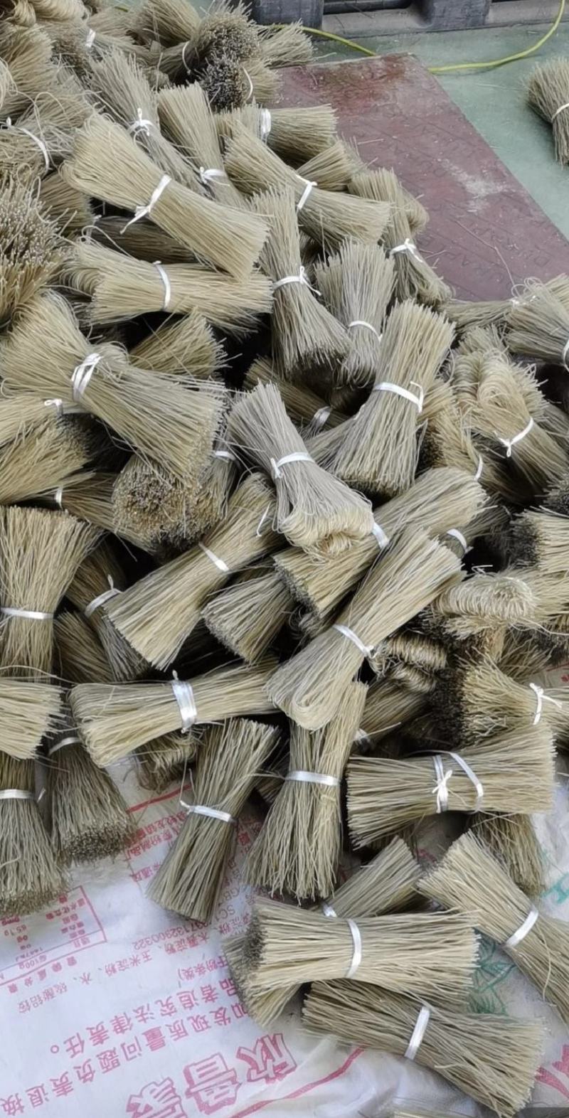 红薯粉条，自产自销不加任何添加剂，一掰就断，欢迎采购