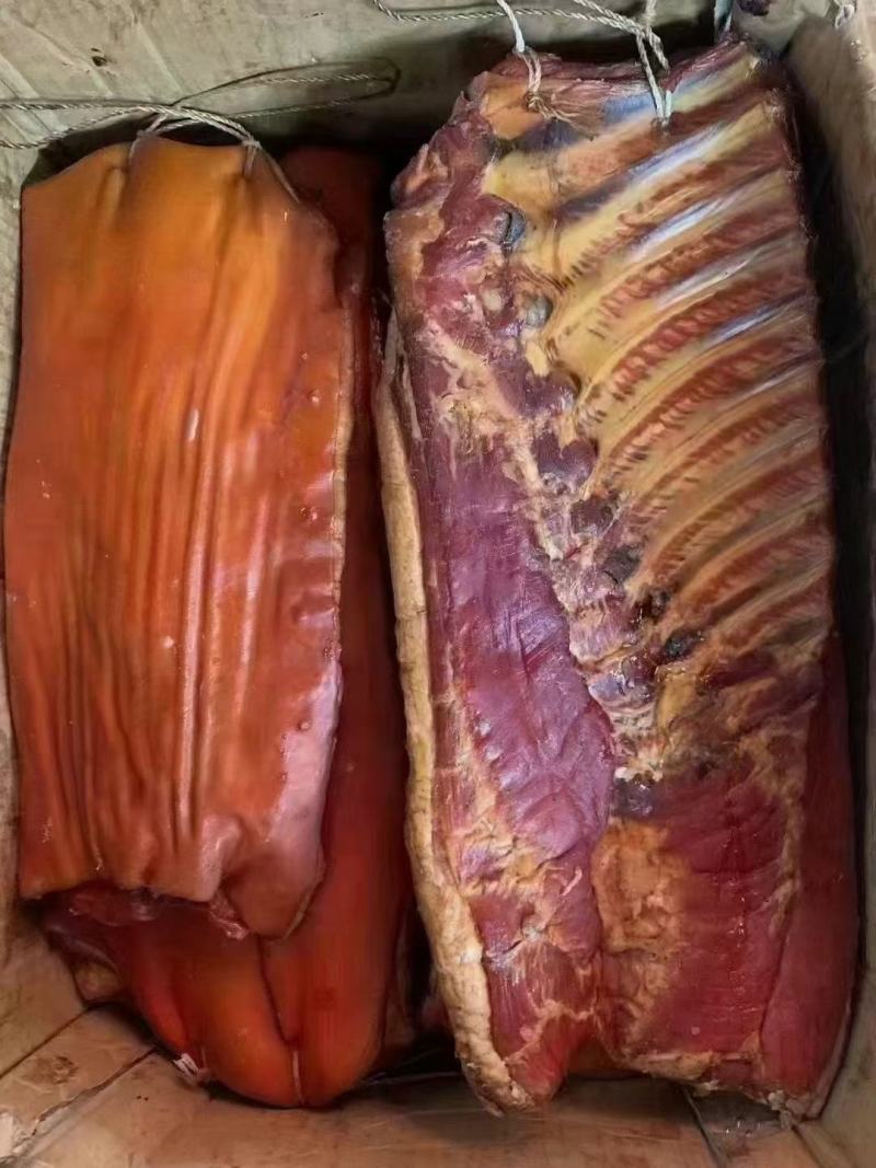 【腊肉】猪排，烟熏猪，干度好，颜色好大量现货供应