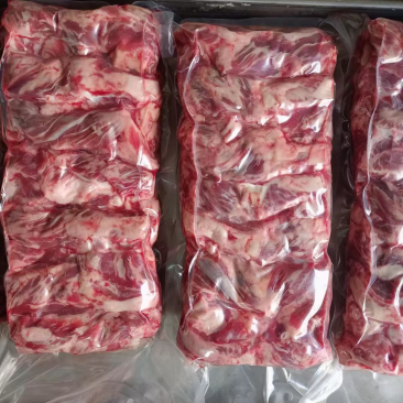 腹肉条。牛肋条