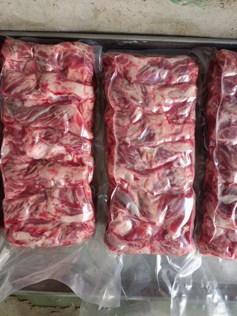 腹肉条。牛肋条