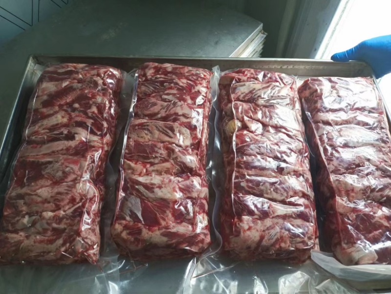腹肉条。牛肋条