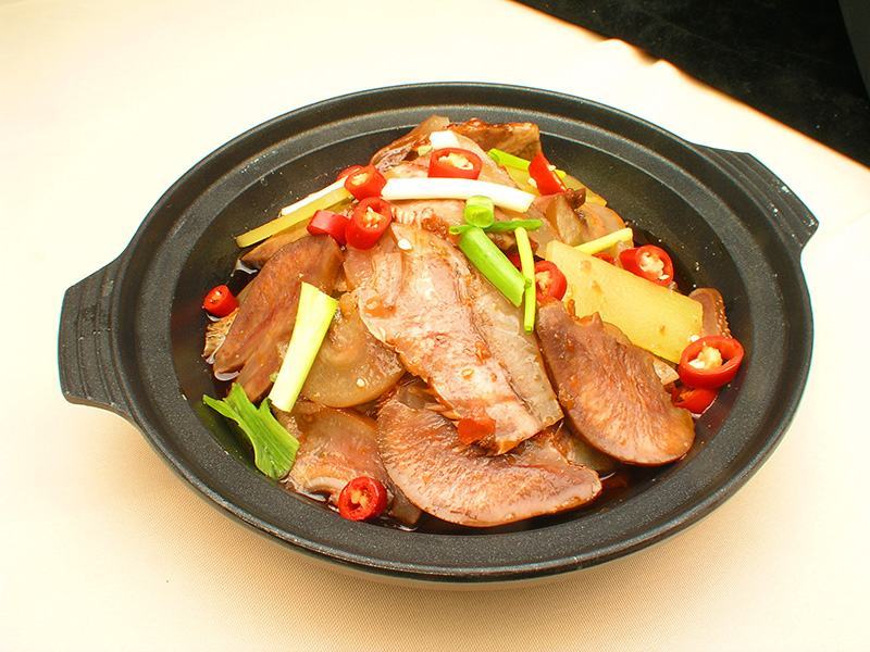 全熟原味牛头肉半成品去骨带皮牛肉全干牛脸肉速冻