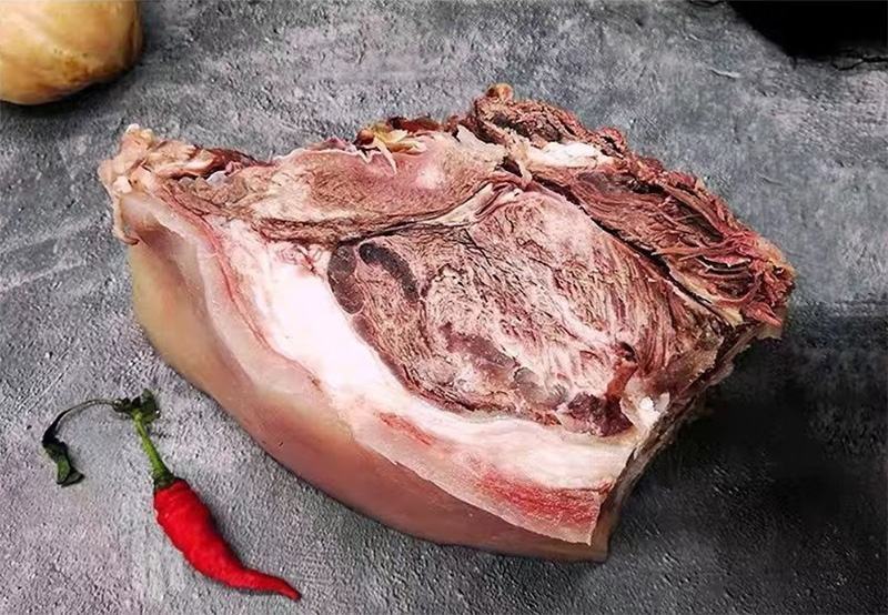 全熟原味牛头肉半成品去骨带皮牛肉全干牛脸肉速冻
