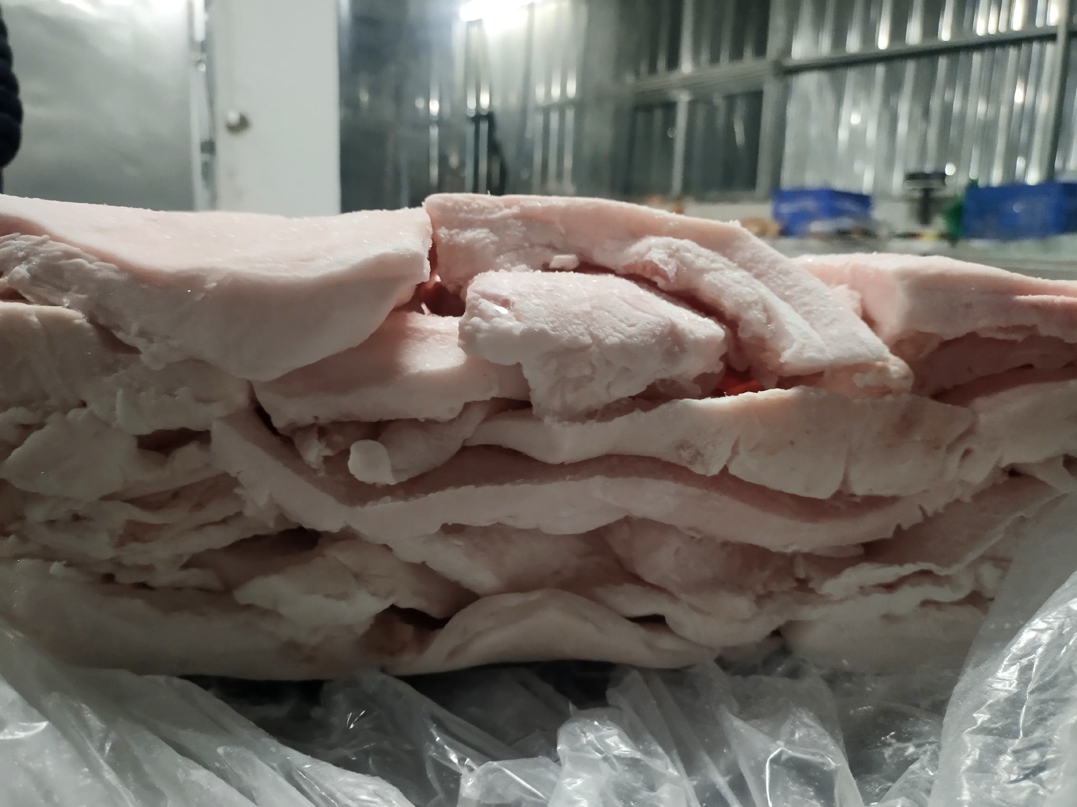 炒鸡蛋用猪油的制作过程