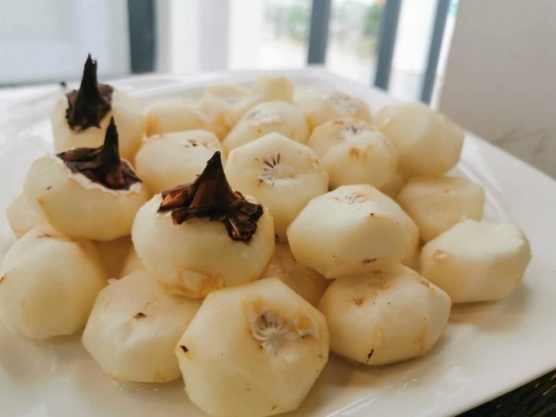 湖北宜昌枝江马蹄上市中，口感甜，入口化渣！