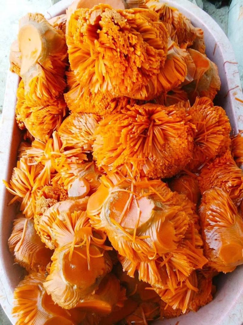 芥菜疙瘩五香的自产自销，囗味香甜脆爽。