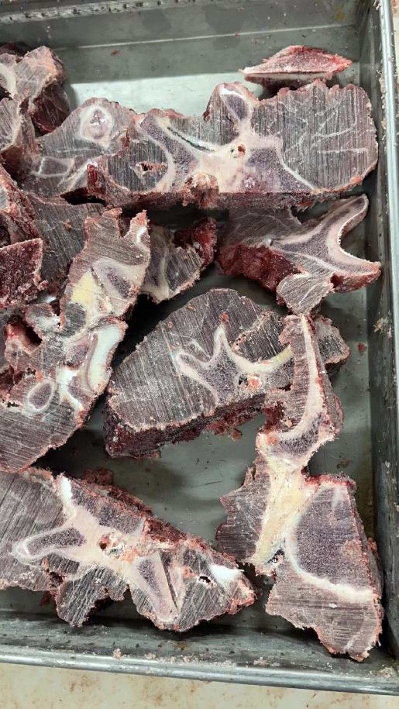满肉牛脖骨，可切块，可做小包装，货源充足全国发货需要联系