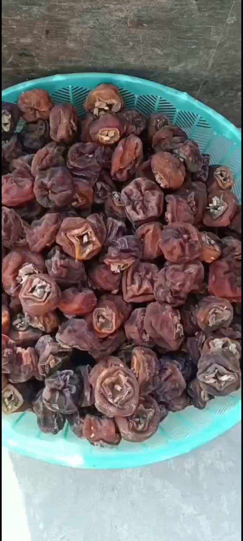柿子饼（磨盘柿子做的）大量现货，纯手工制作，自然晾晒。