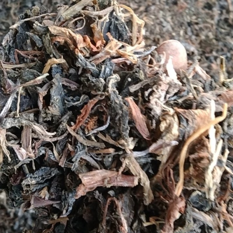 【泡菜】干酸菜，梅干菜。切断酸菜干。农户自制土特产。