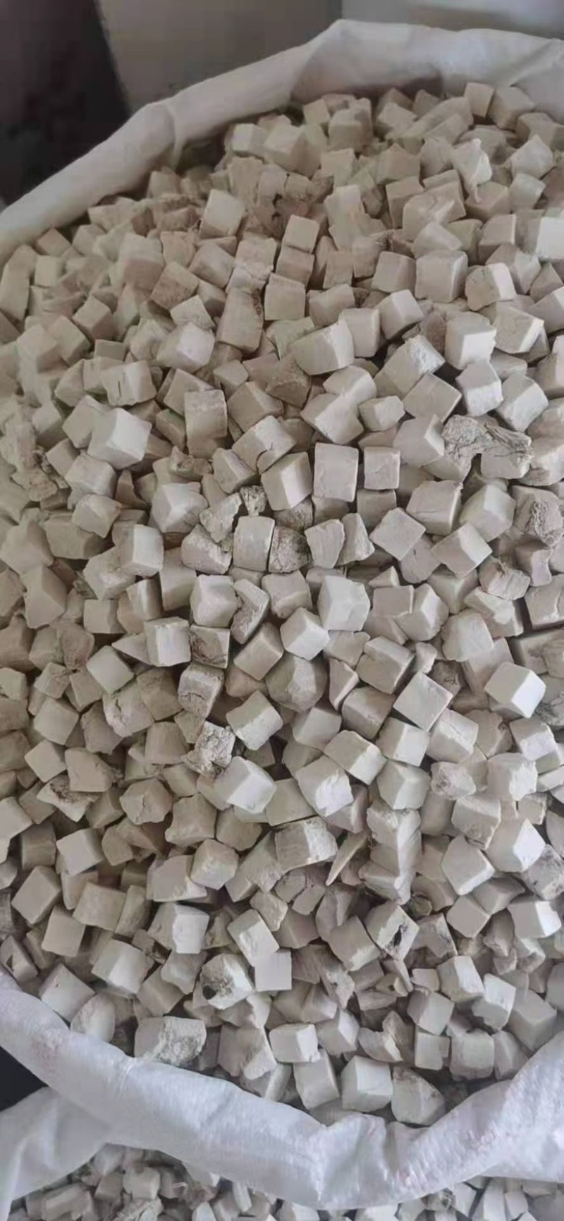 茯苓丁白茯苓产地一手好货可视频对接全国各级客商