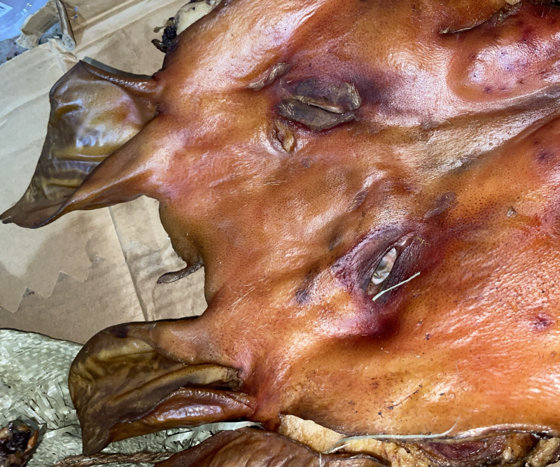 烟熏去骨腊整只猪头（腊肉香肠源头工厂一手货源量大从优）