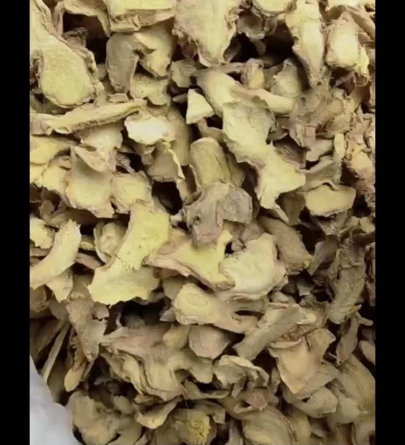 干姜干姜个干姜片大量现货再售要的私聊