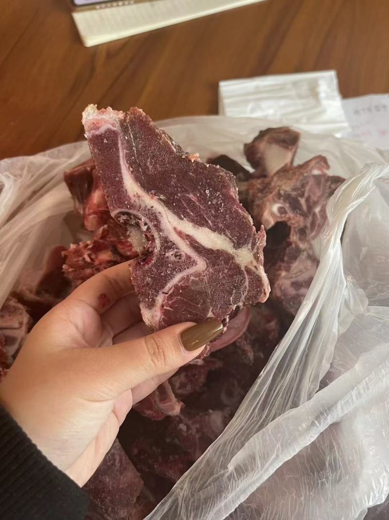 多肉牛脖骨