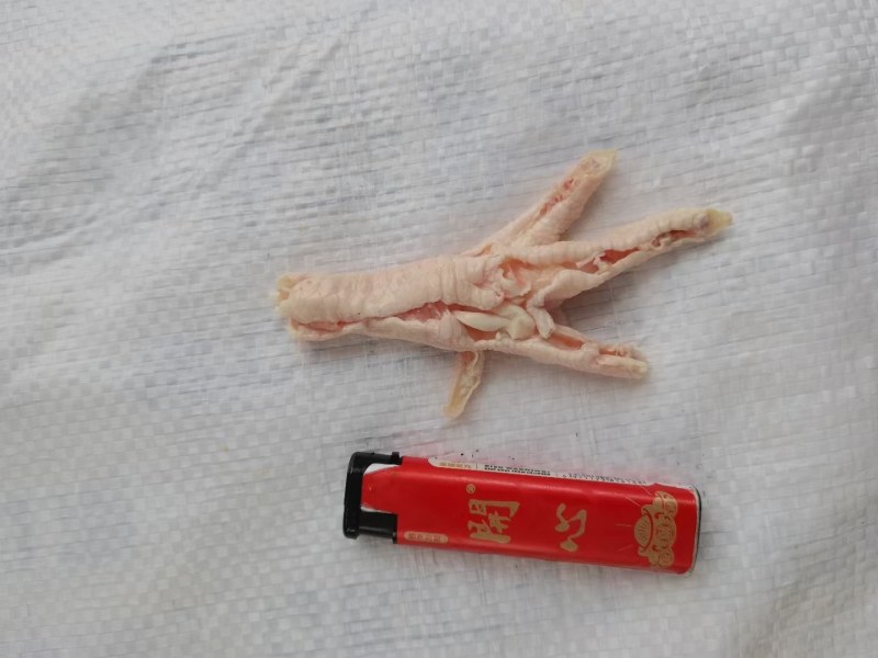 纯干脱骨鸡爪鸡爪，规格齐全，价格实惠，现货出售