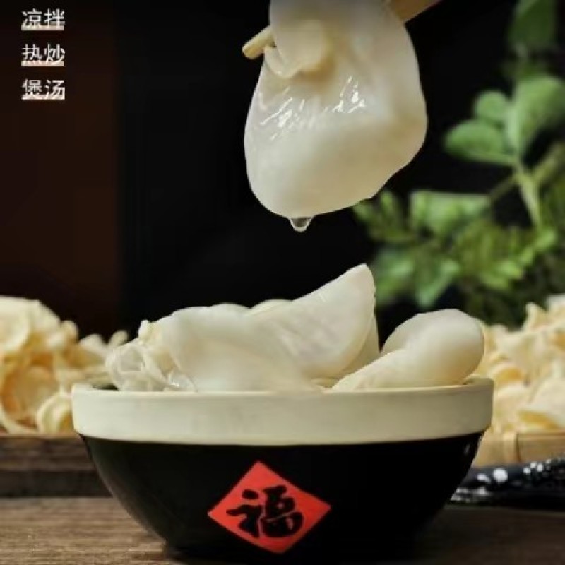 东北白木耳口感崔爽,好吃。