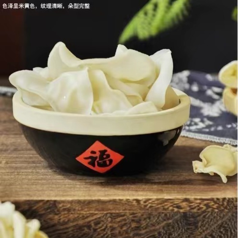 东北白木耳口感崔爽,好吃。