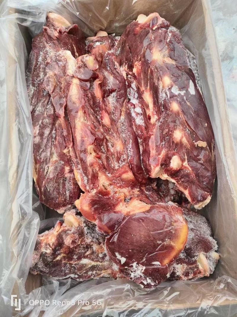 精品牛脖骨，各种规格，质量上乘，价格美丽，欢迎选购