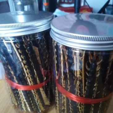 l红头野生蜈蚣，药用干蜈蚣产地直销，没有中间商，四季有货