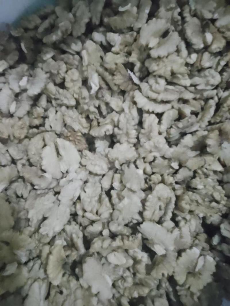 云南核桃仁包邮发货量大质优全国发货需要来电