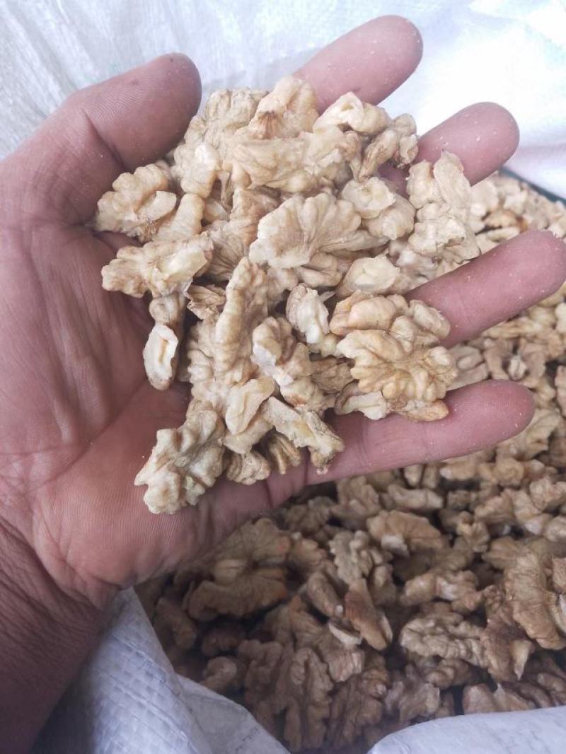 云南核桃仁包邮发货量大质优全国发货需要来电