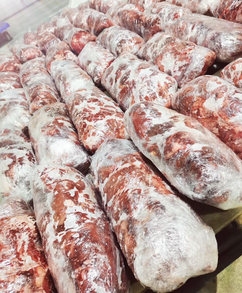 牛碎肉牛鞭根肉