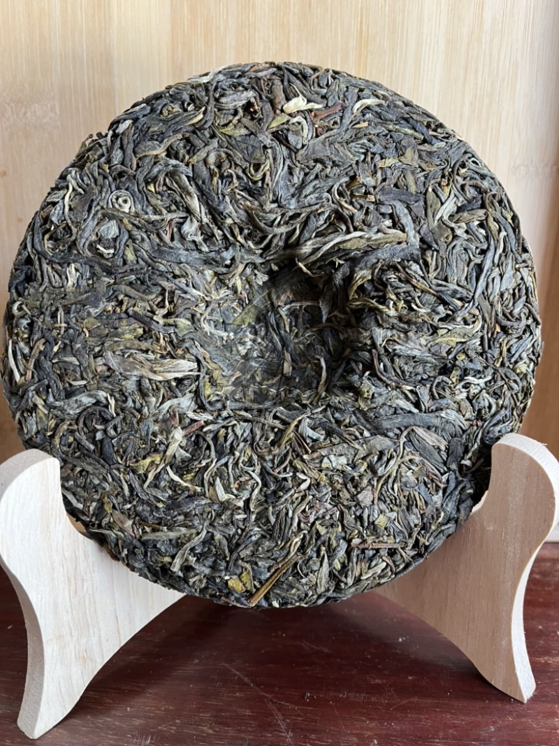 800邦崴古树茶200克小饼