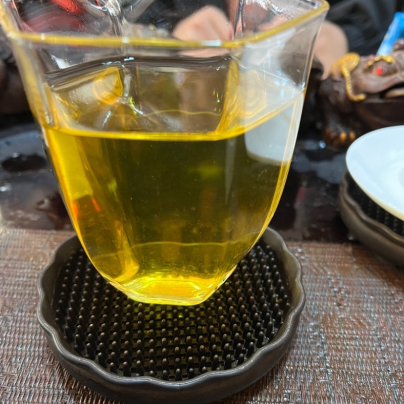 800邦崴古树茶200克小饼