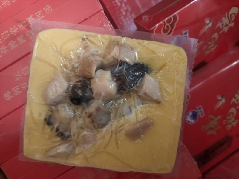 方砖佛跳墙，资质齐全，自家工厂，口味鲜美