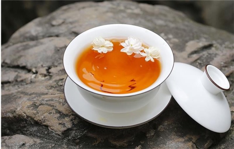 茉莉红针王浓香型茉莉花红茶广西横州市直发