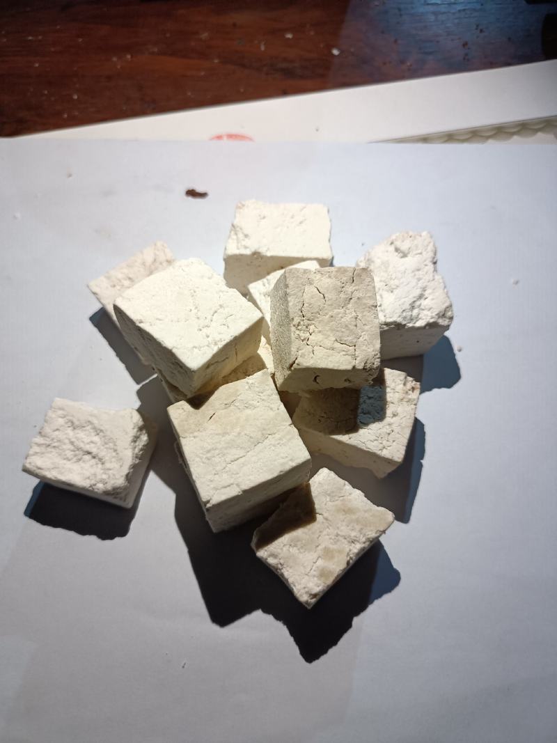 云南白茯苓大颗粒3x3cm