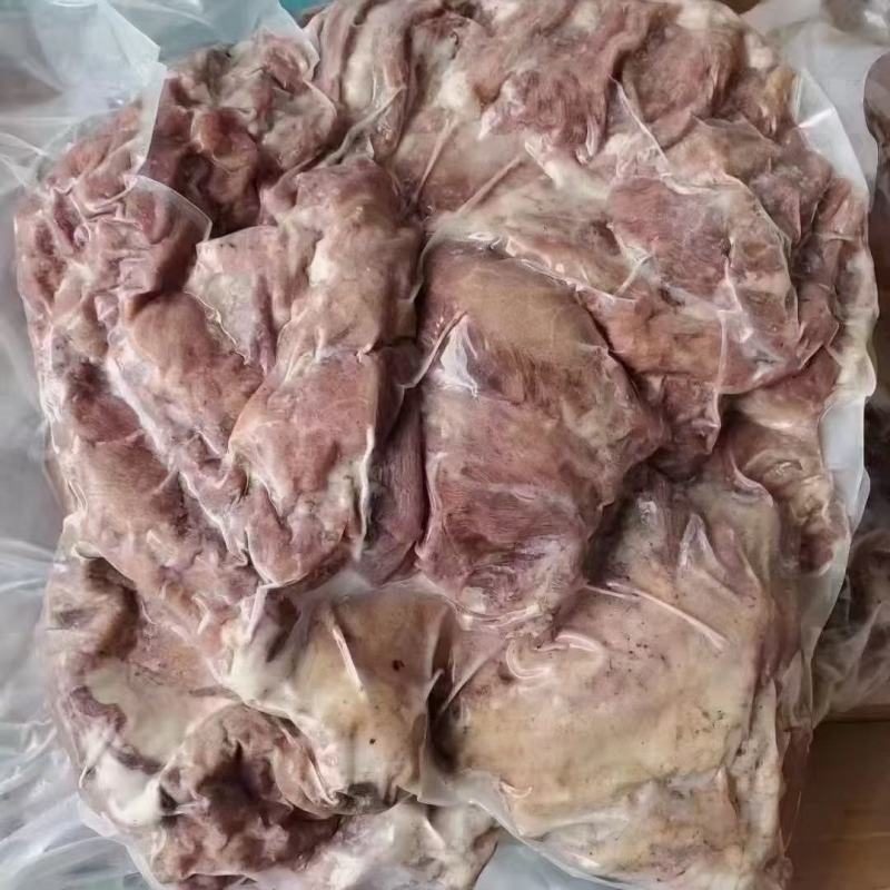 带皮熟羊肉现货，货源稳定充足，精修纯干货！！！！！！！！