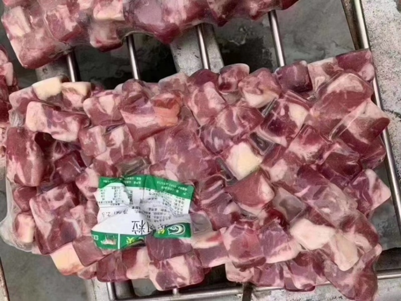 国产纯干牛肉粒保证纯干国产需要联系肥瘦相间