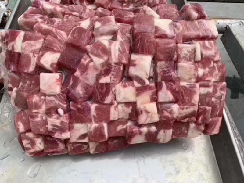 国产纯干牛肉粒保证纯干国产需要联系肥瘦相间