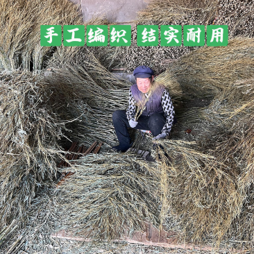 农家自制手工竹扫把