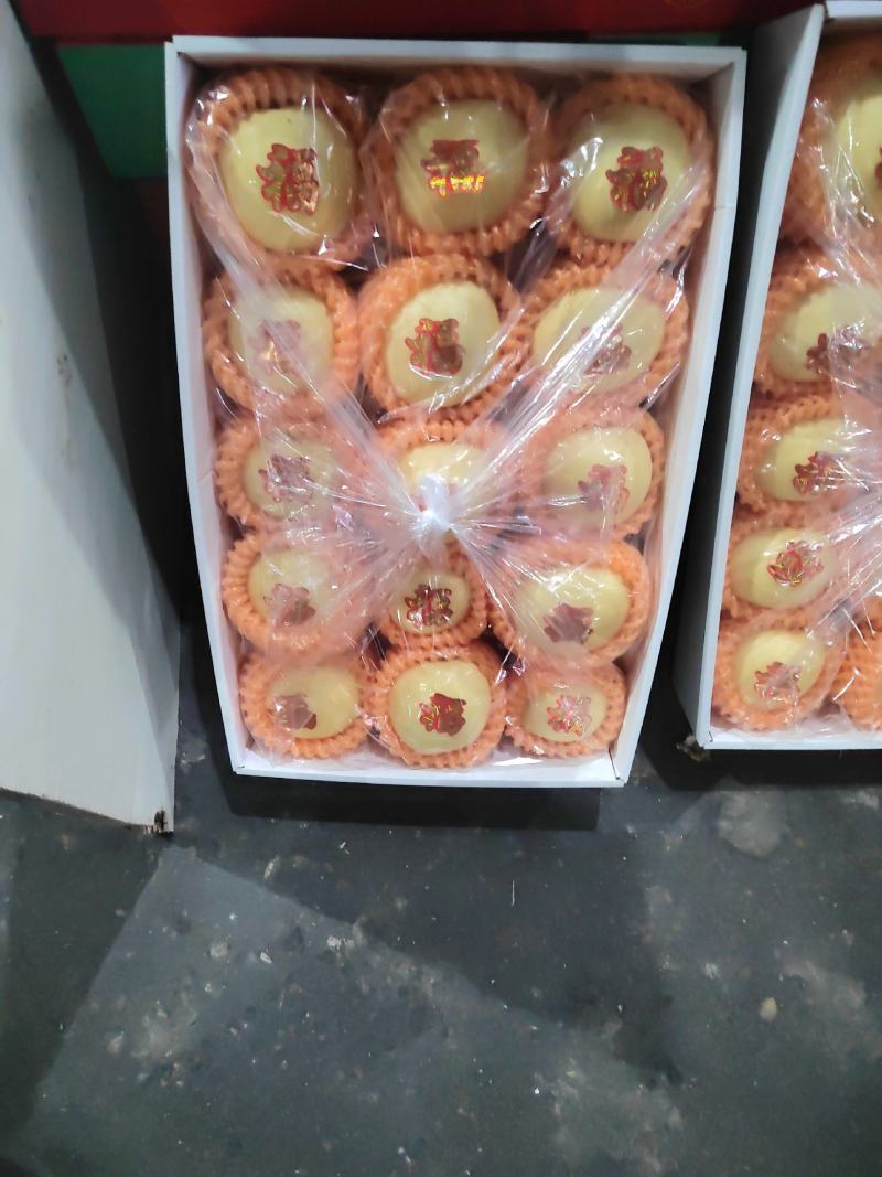 烟台红富士苹果，供应超市，机关单位欢迎来电咨询