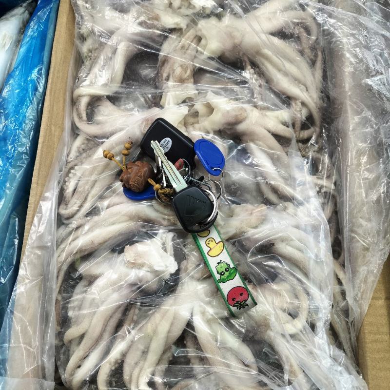 漂亮的机洗鱿鱼头