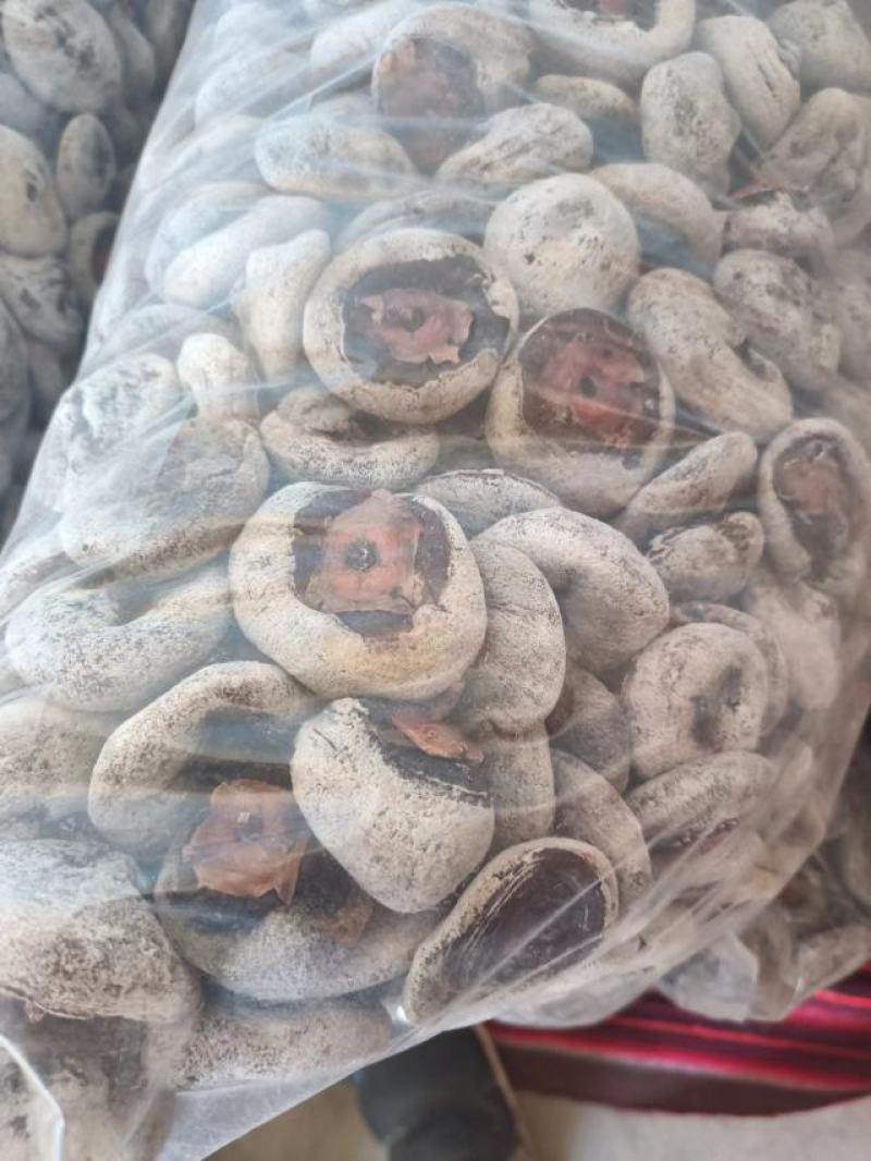万荣县老树满霜柿饼