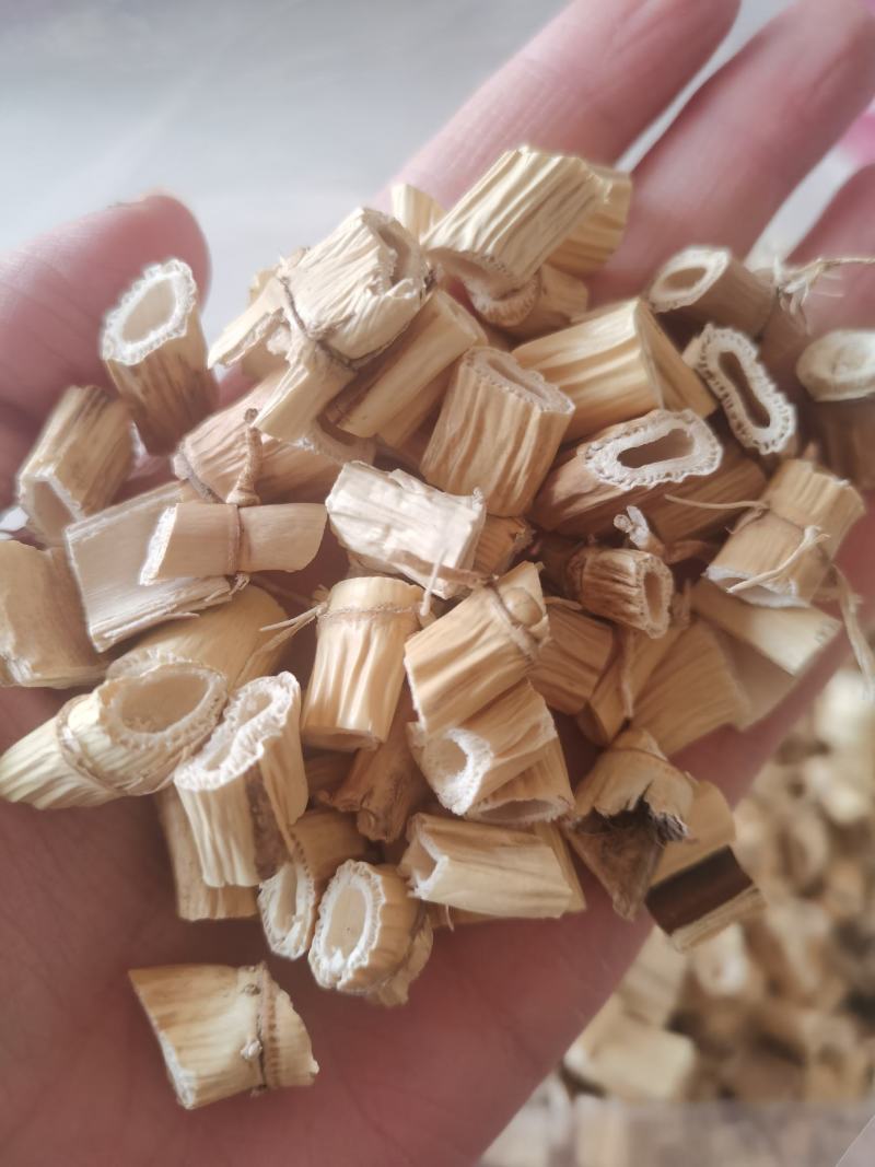 芦根无硫熏货干颜色好净货芦根干净无杂质手机实物拍摄