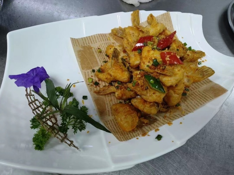 新鲜巴沙鱼翅鮰鱼翅鱼肉回鱼清江鱼巴沙鱼鳍鱼翅烧烤食材