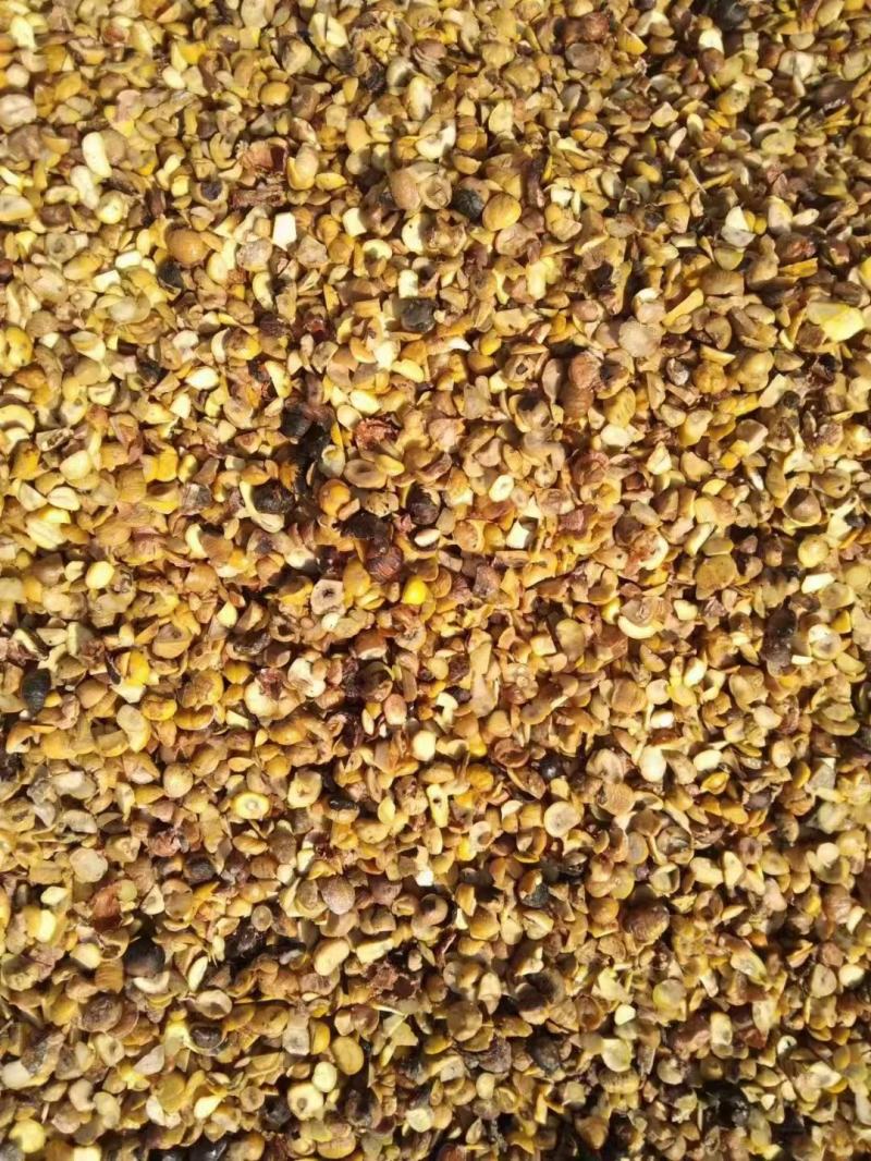 板粟仁加工下脚料，糖分，淀粉含量高，可直接饲喂