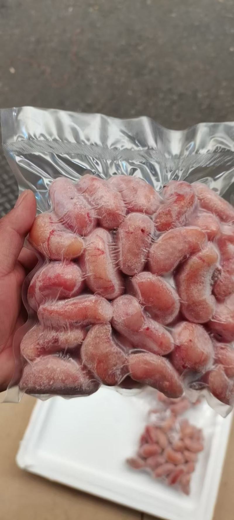 情缘特色食材大量批发冰冻鸡腰子价格优惠有需要的联系