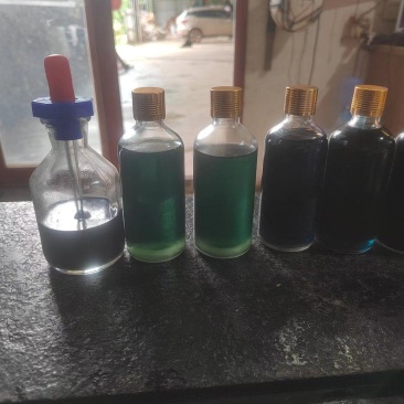 天然艾草精油，植物萃取现货供应全国发货厂家