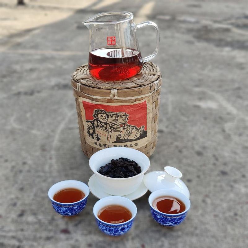 陈年六堡茶2000年广西横县茶厂六堡茶800克一框包邮