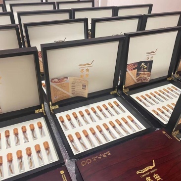[冬虫夏草]定制礼盒装，质量保证，送礼必备