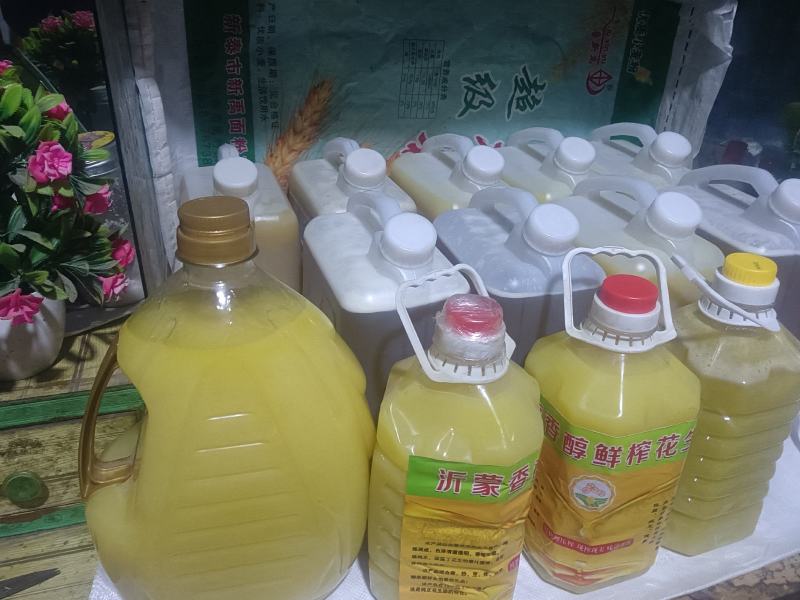 油坊直销现榨现卖原生态无任何添加老百姓都在吃的纯花生油
