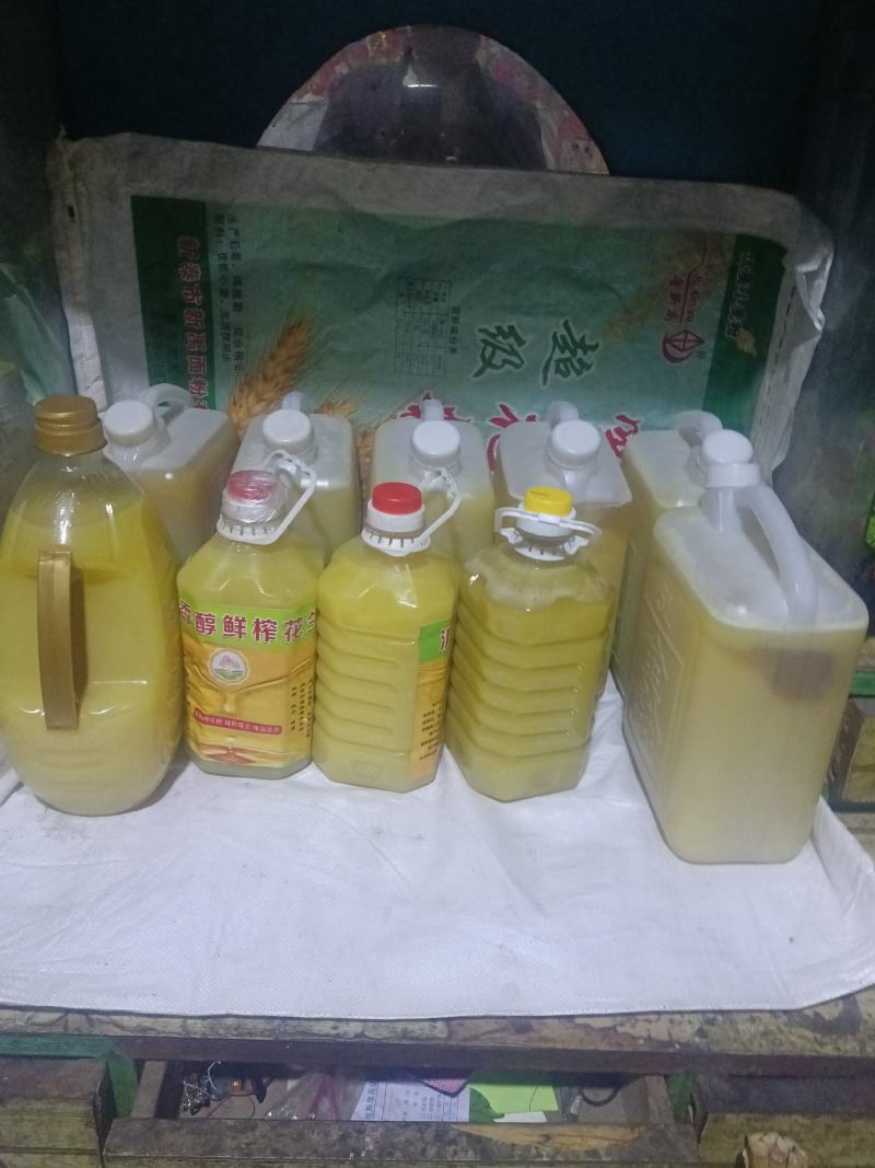油坊直销现榨现卖原生态无任何添加老百姓都在吃的纯花生油