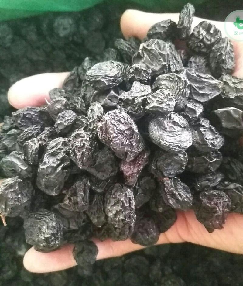 新疆夏黑葡萄干新疆各种各样葡萄干品质齐全量大