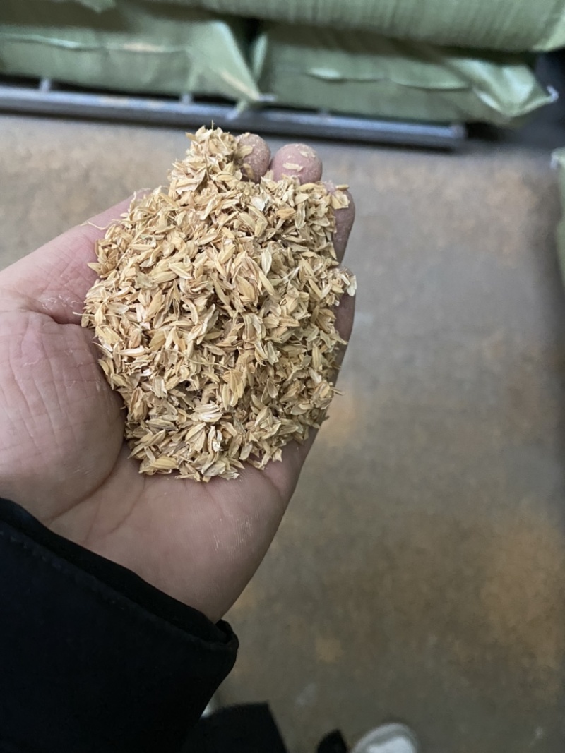 优质压缩稻壳，散装稻壳，常年大量供应