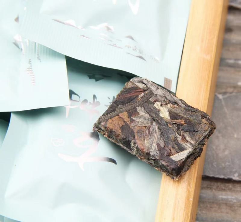古树白茶云南白茶500g