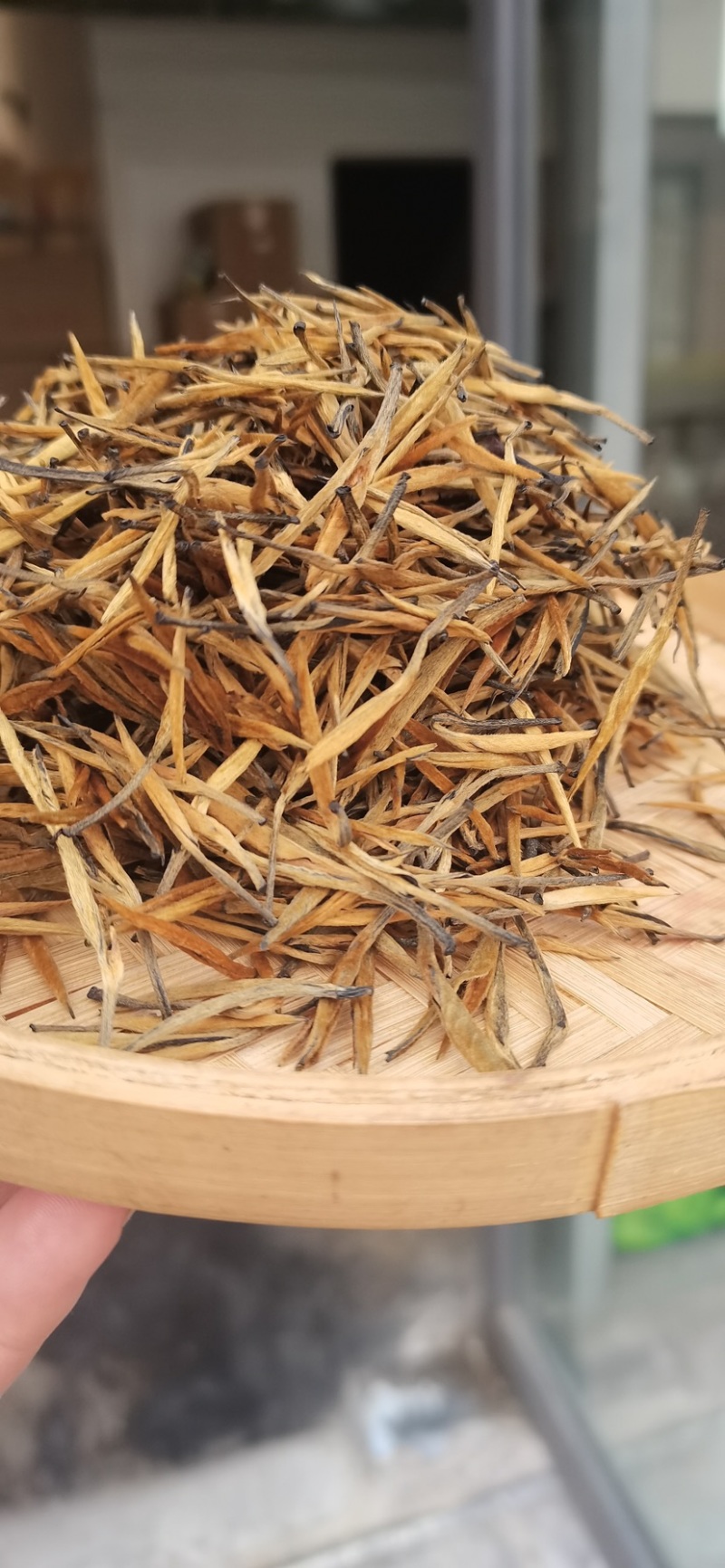 云南凤庆大金针产地直销各种规格名茶欢迎来电咨询